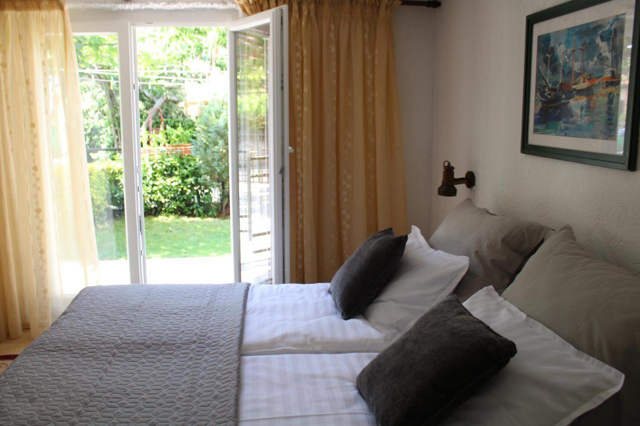 Apartment Sunny Garden Porec Exterior photo